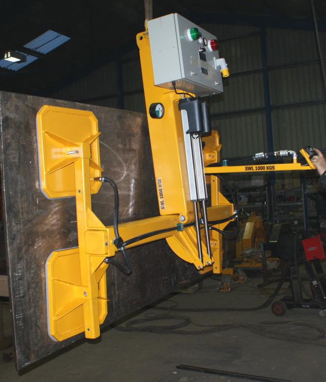 QTKB Tilt Lifter